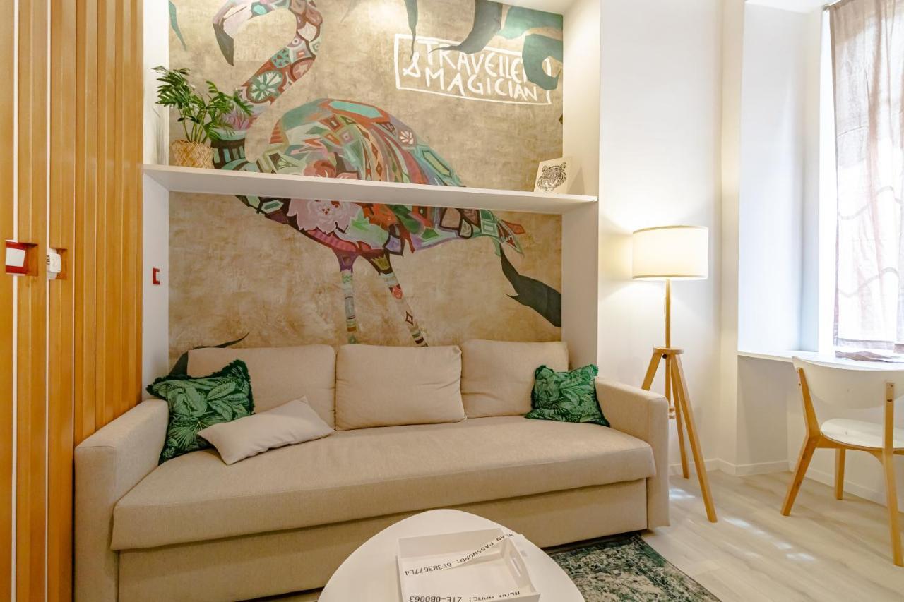 Green Gallery On A Main Square Apartment Zagreb Ngoại thất bức ảnh